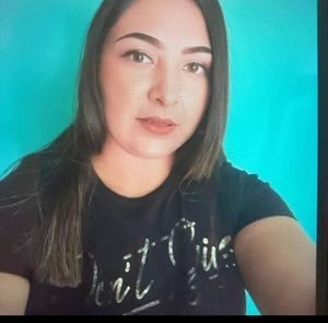 Meet your Posher, Mayra